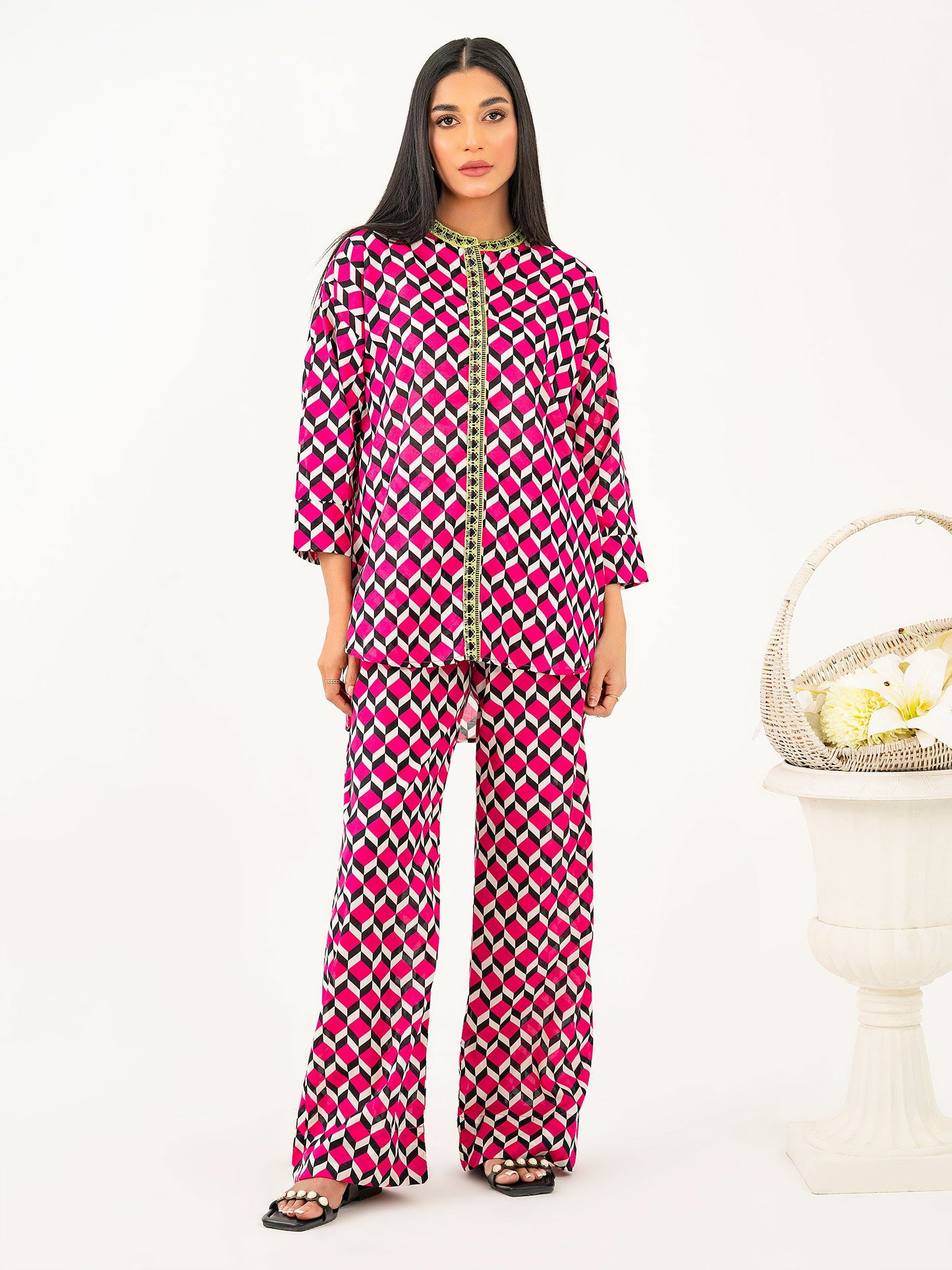 2 Piece Lawn Suit-Embroidered (Pret)