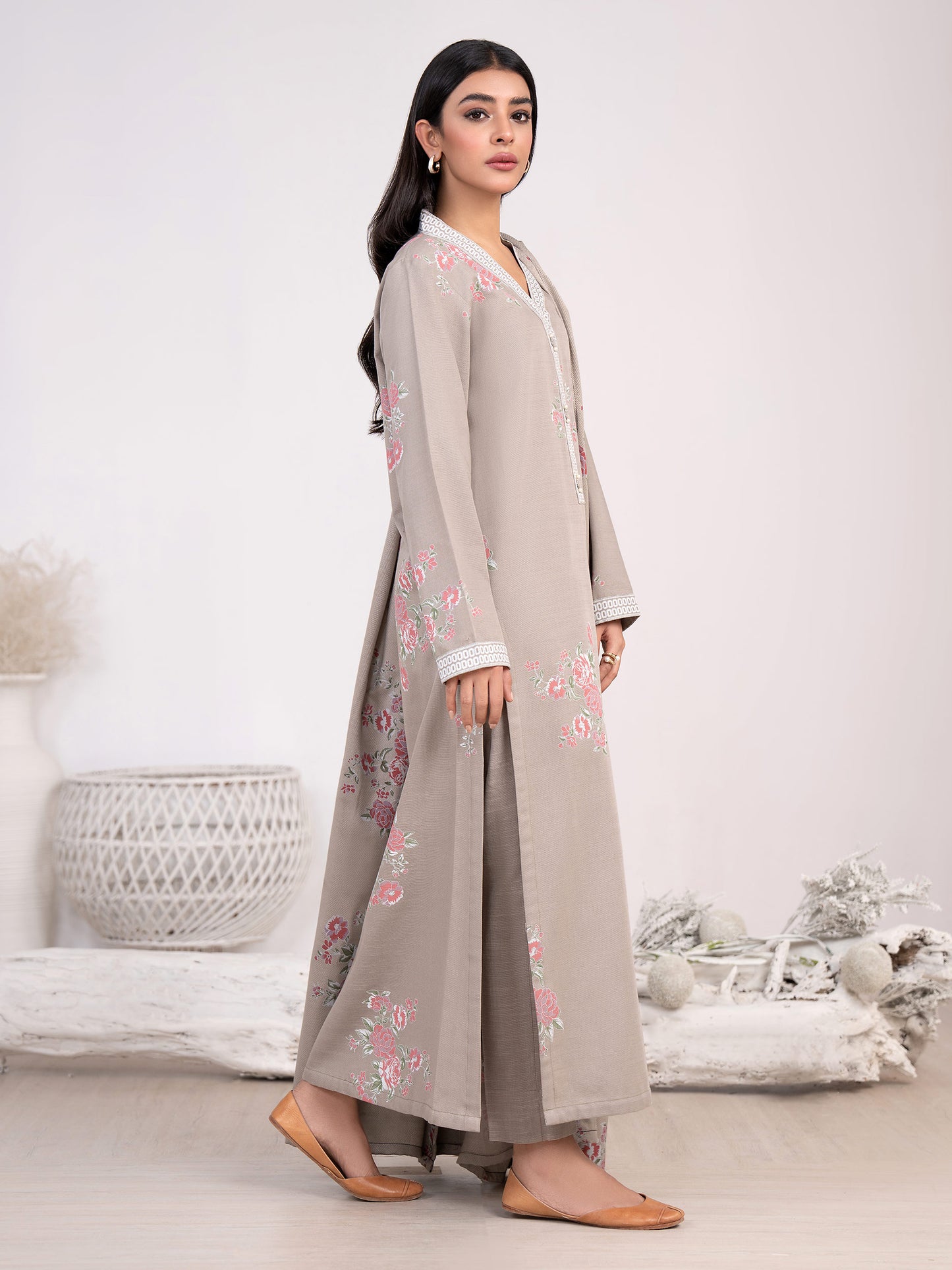 3 Piece Khaddar Suit-Paste Print(Unstitched)