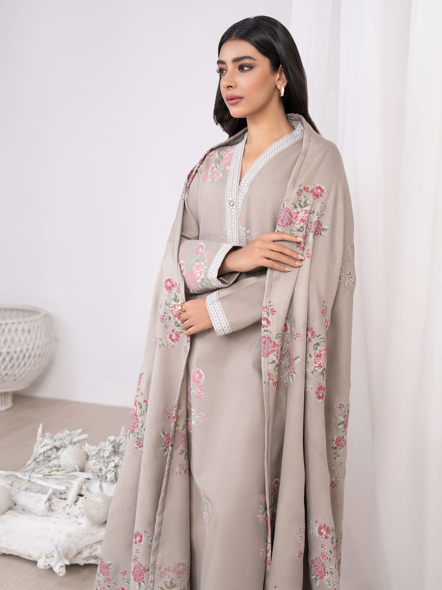 3 Piece Khaddar Suit-Paste Print(Unstitched)