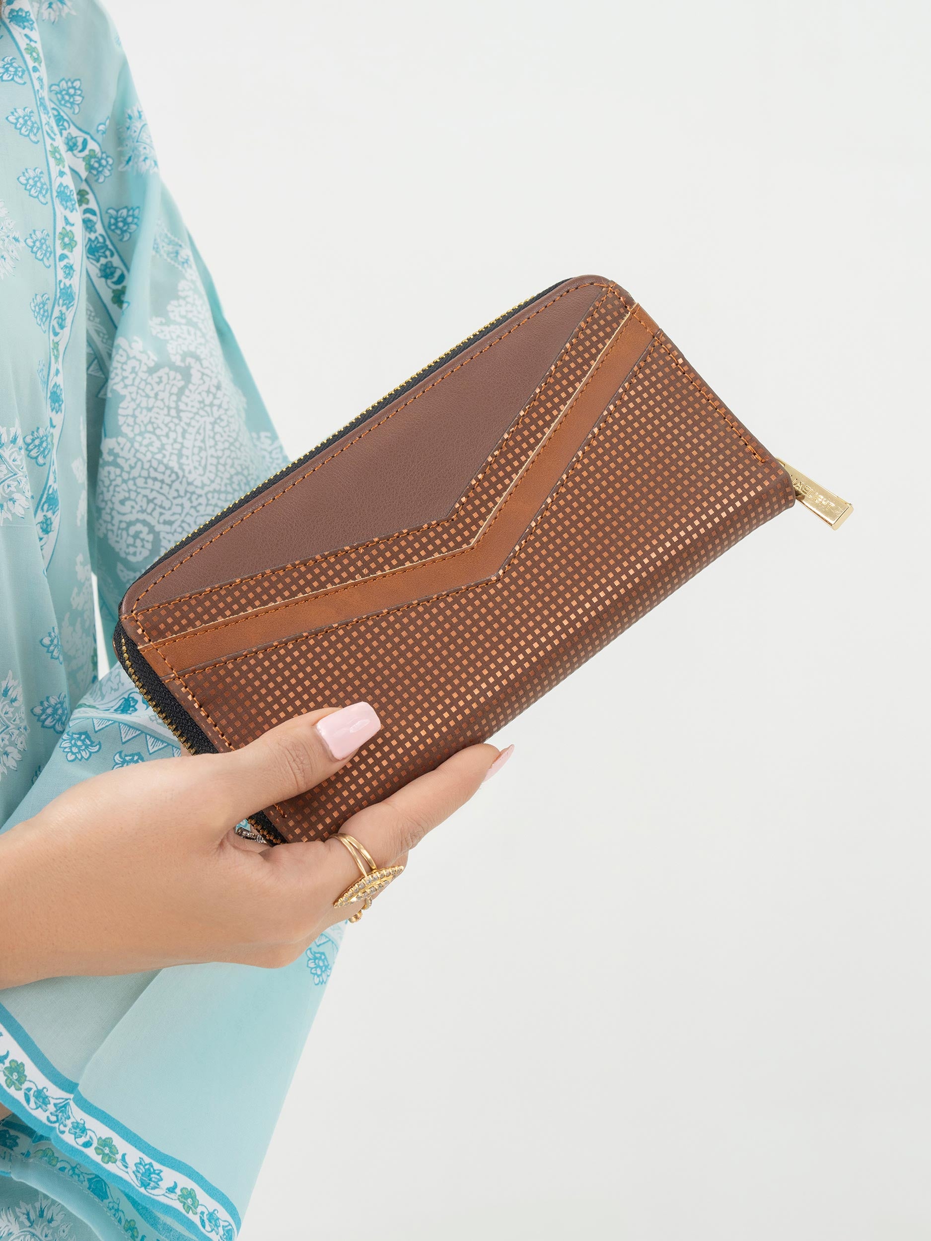 envelope-shaped-wallet