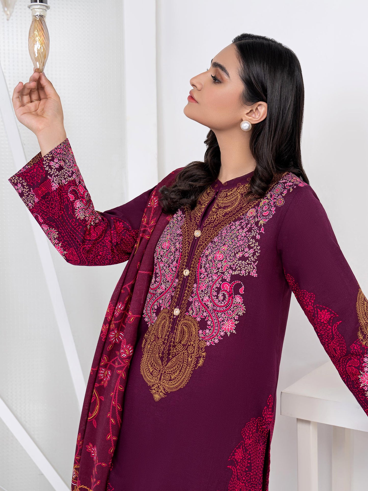 3 Piece Khaddar Suit-Paste Print (Unstitched)