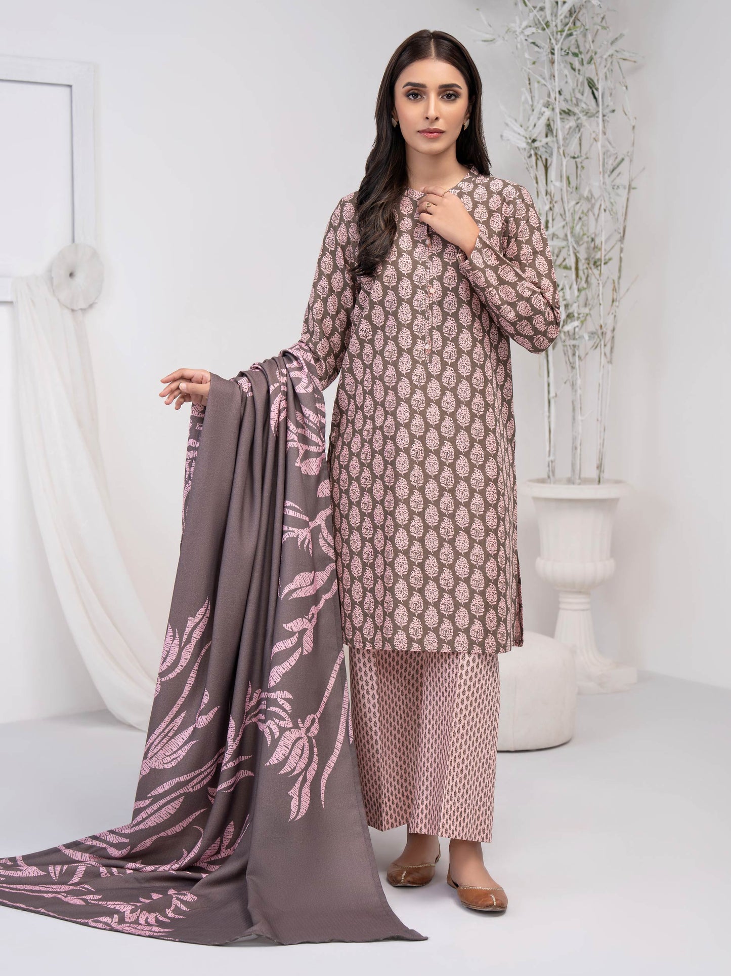 3 Piece Khaddar Suit-Printed (Unstitched)