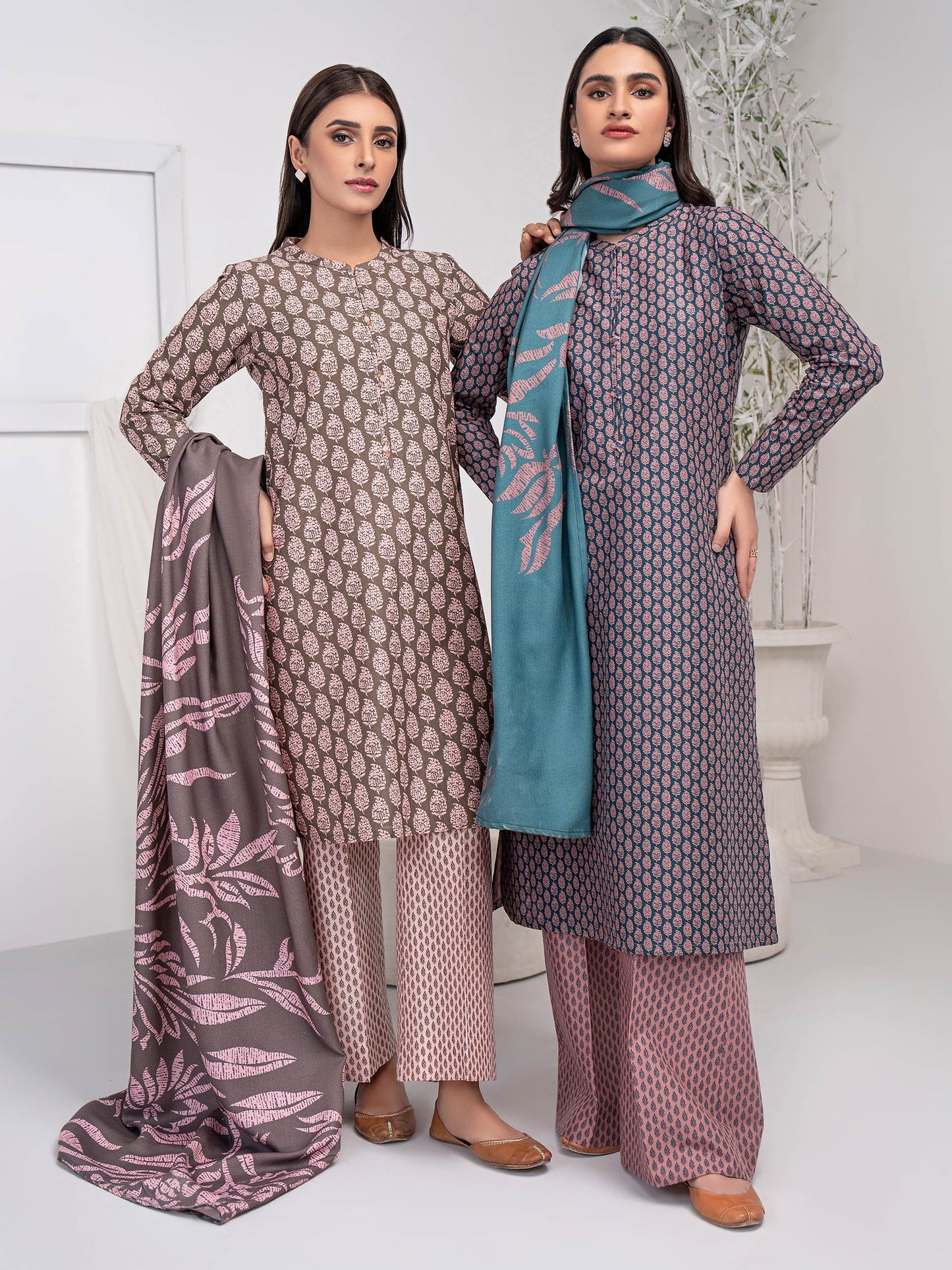 3 Piece Khaddar Suit-Printed (Unstitched)