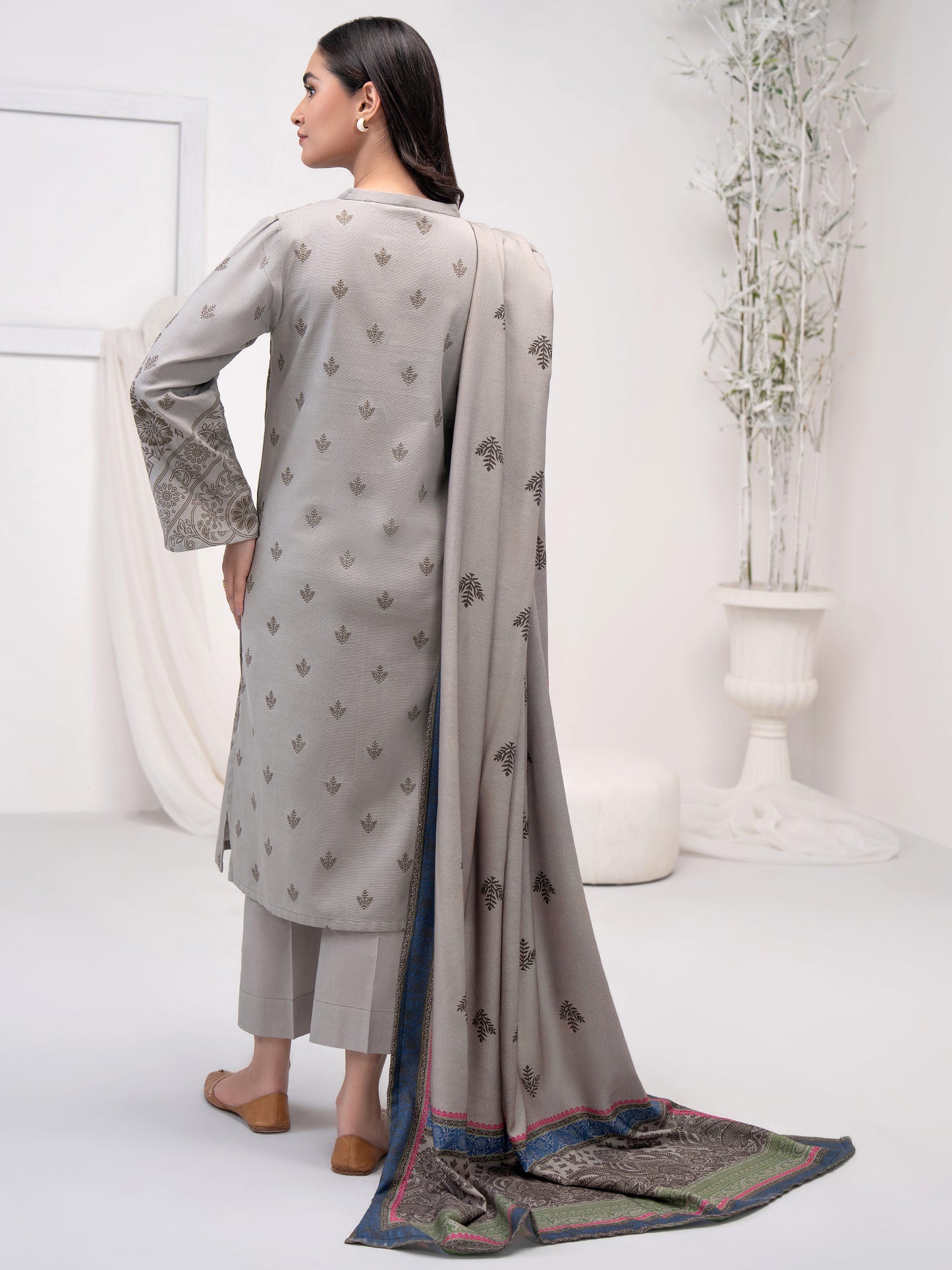 3 Piece Khaddar Suit-Printed (Unstitched)