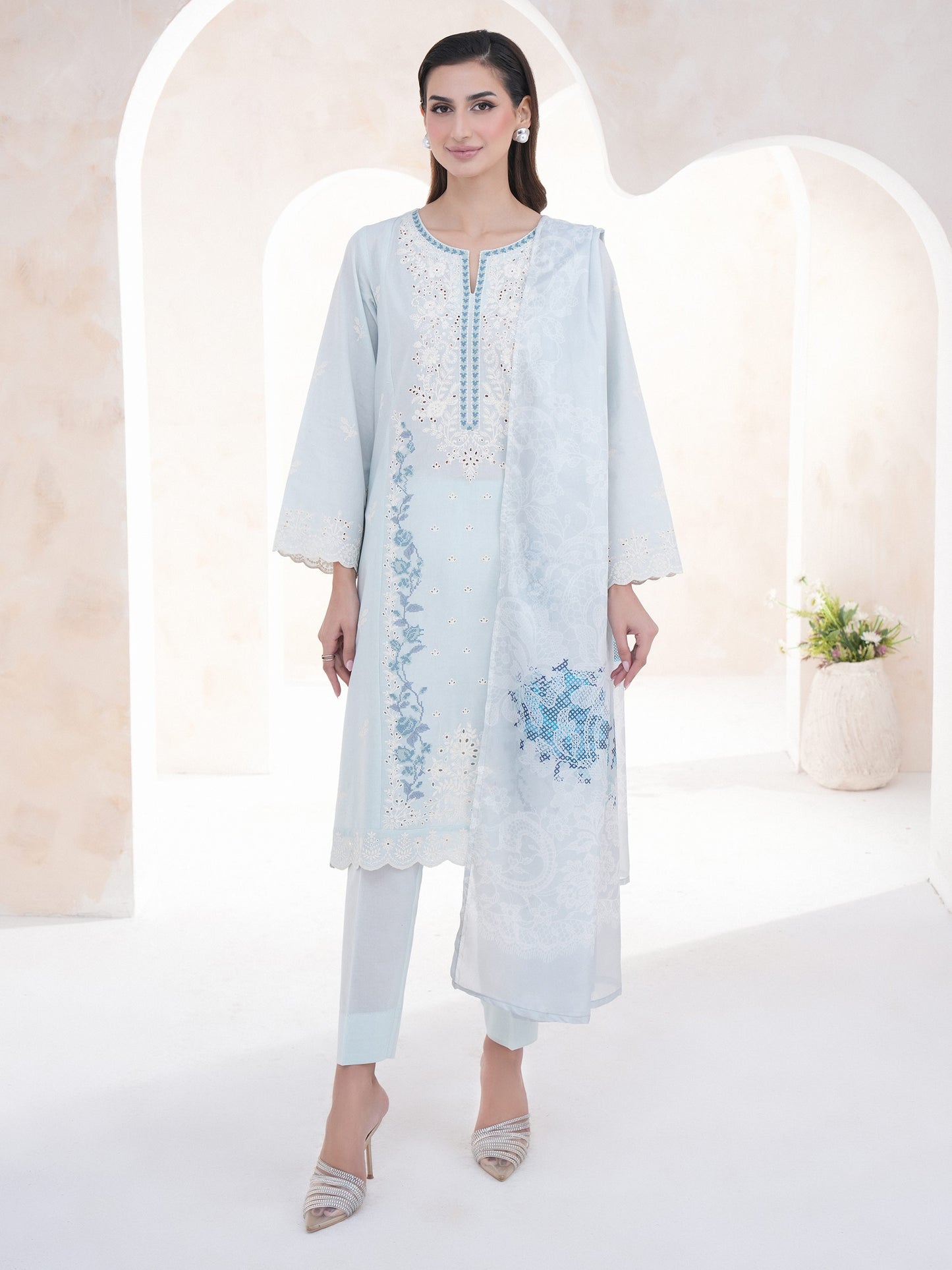 3 Piece Lawn Suit-Embroidered (Unstitched)