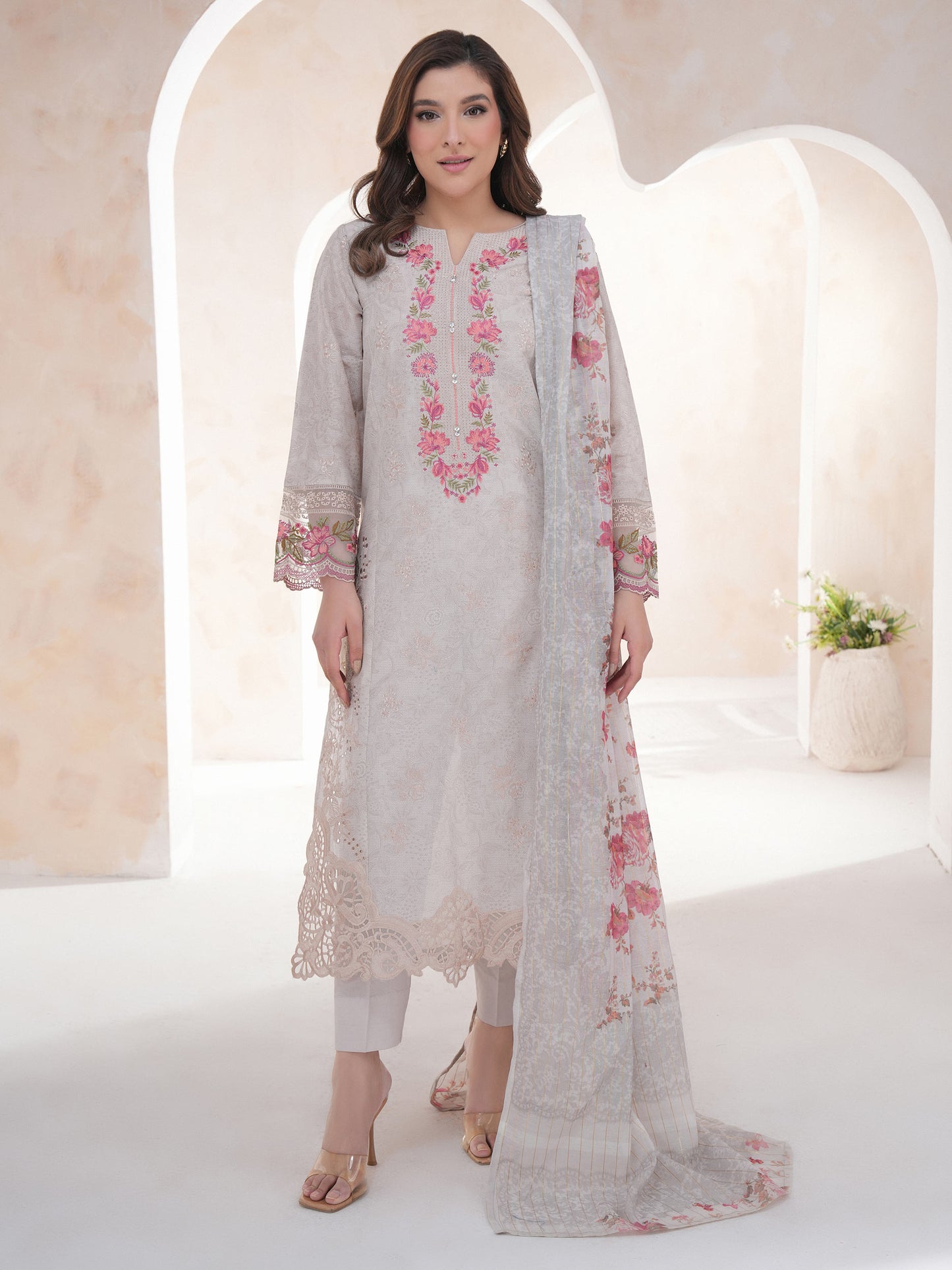 3 Piece Lawn Suit-Embroidered (Unstitched)