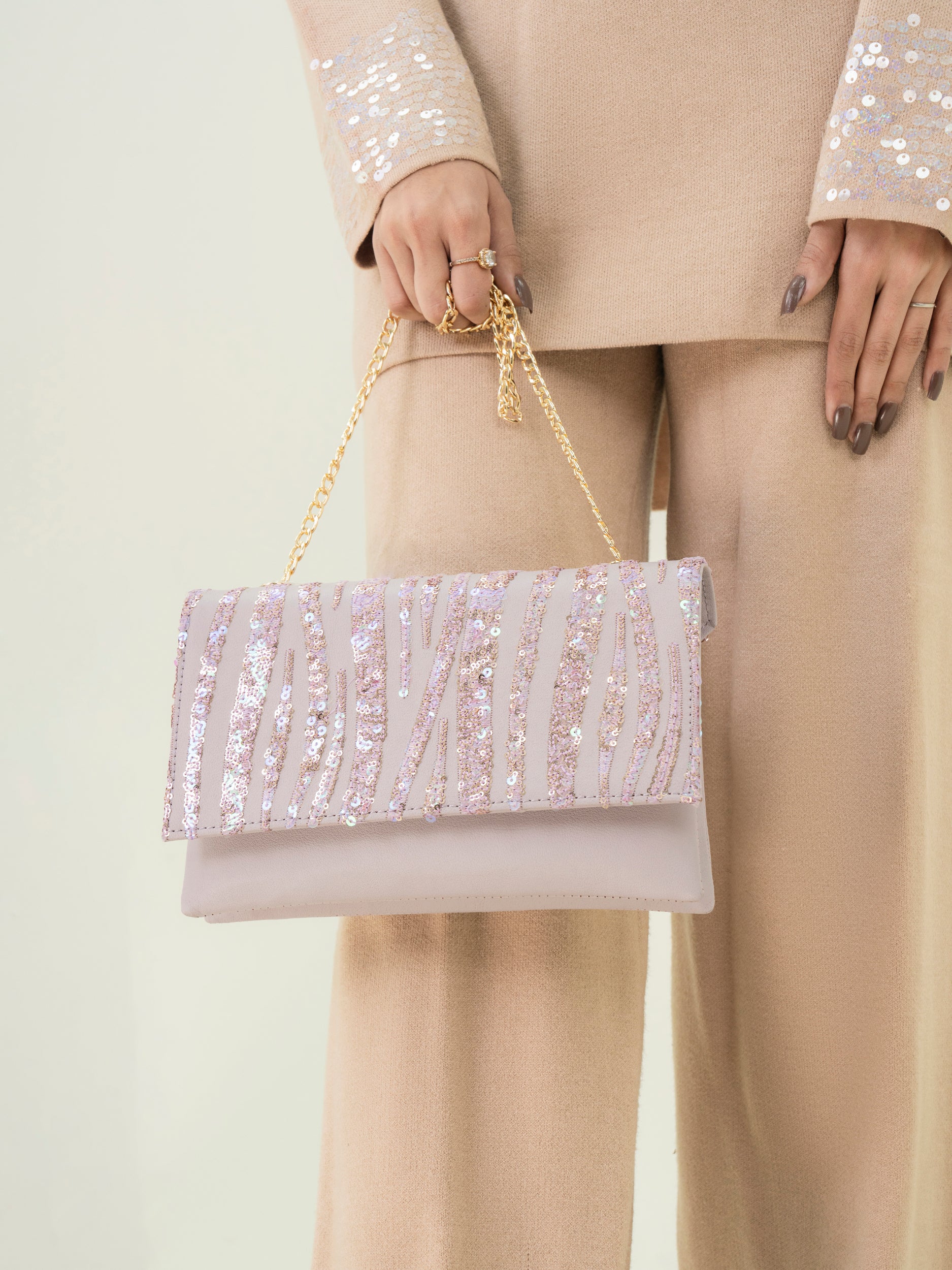 sequined-clutch