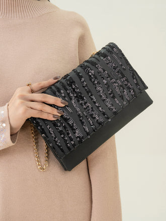 sequined-clutch