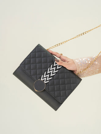 stitch-pattern-clutch