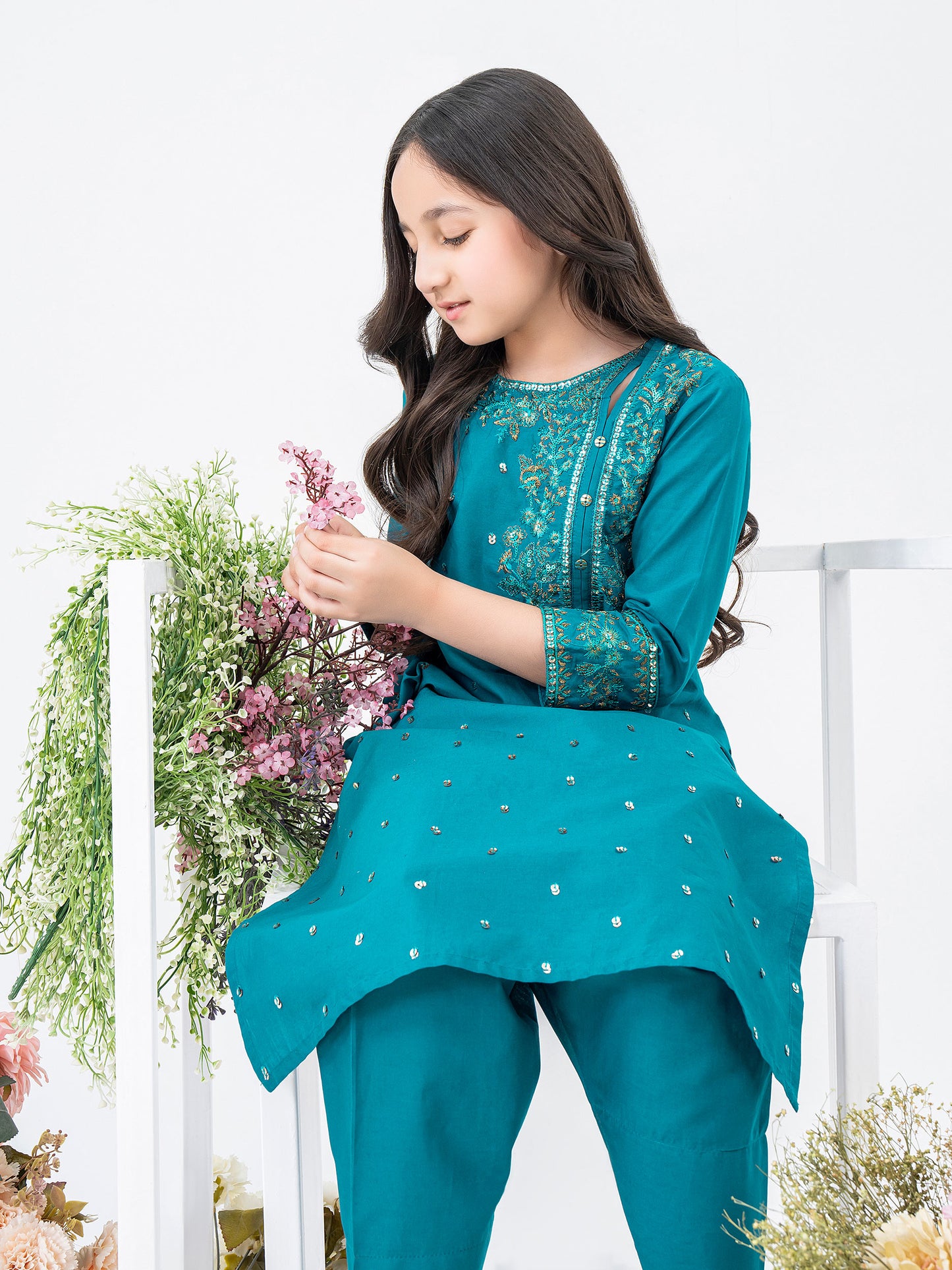 2 Piece lawn Suit- Embroidered