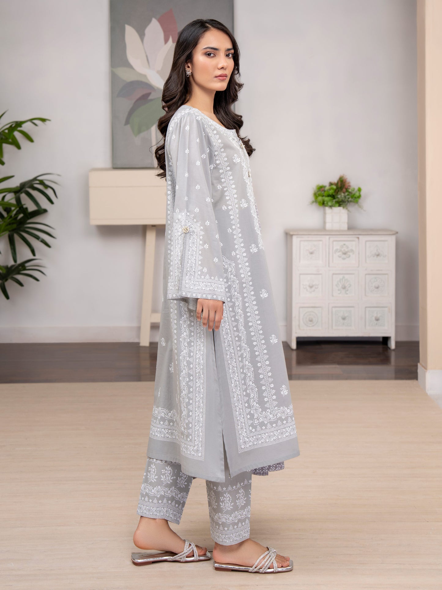 3 Piece Lawn Suit-Printed (Unstitched)