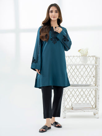 raw-silk-kurti-embroidered-(pret)