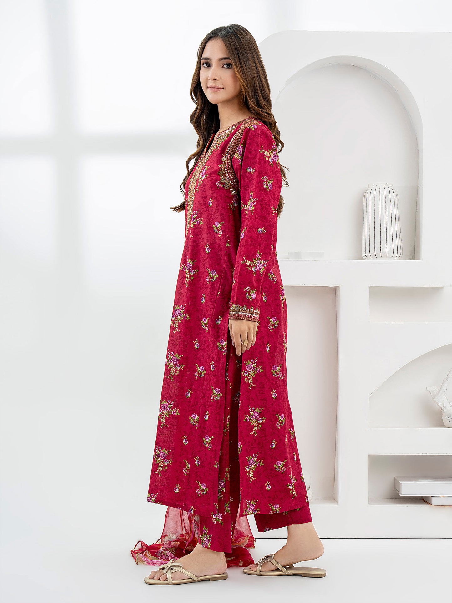 3 Piece Lawn Suit-Embroidered (Pret)