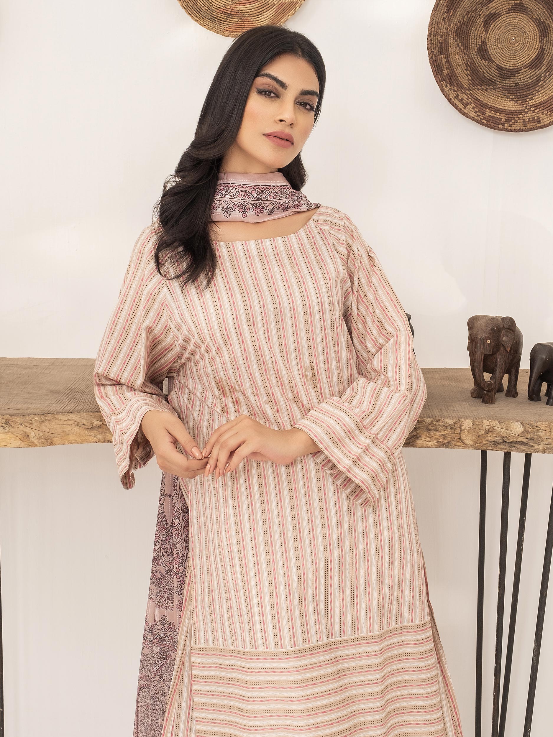 2 Piece Lawn Suit-Printed (Unstitched) – Limelightpk