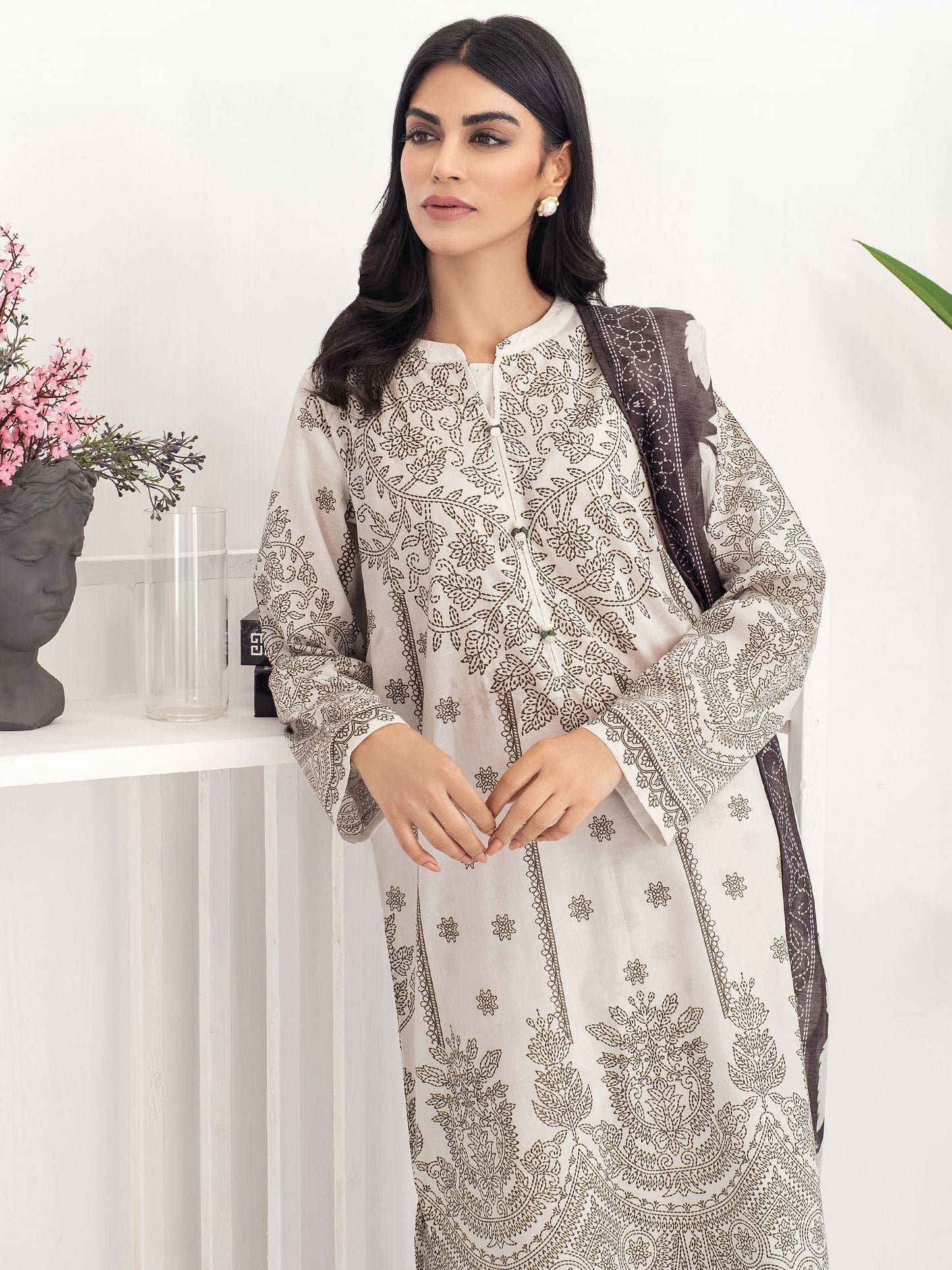 3 Piece Lawn Suit-Paste Print (Unstitched)