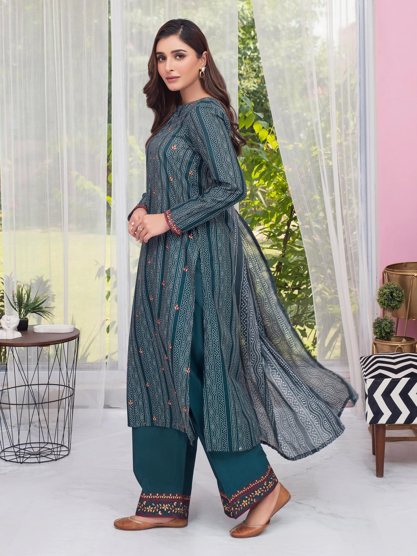 3 Piece Lawn Suit-Embroidered (Unstitched)