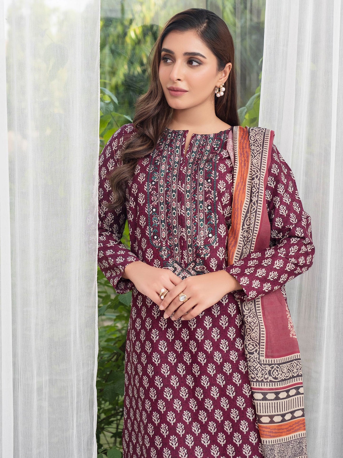 3 Piece Lawn Suit-Embroidered (Unstitched)