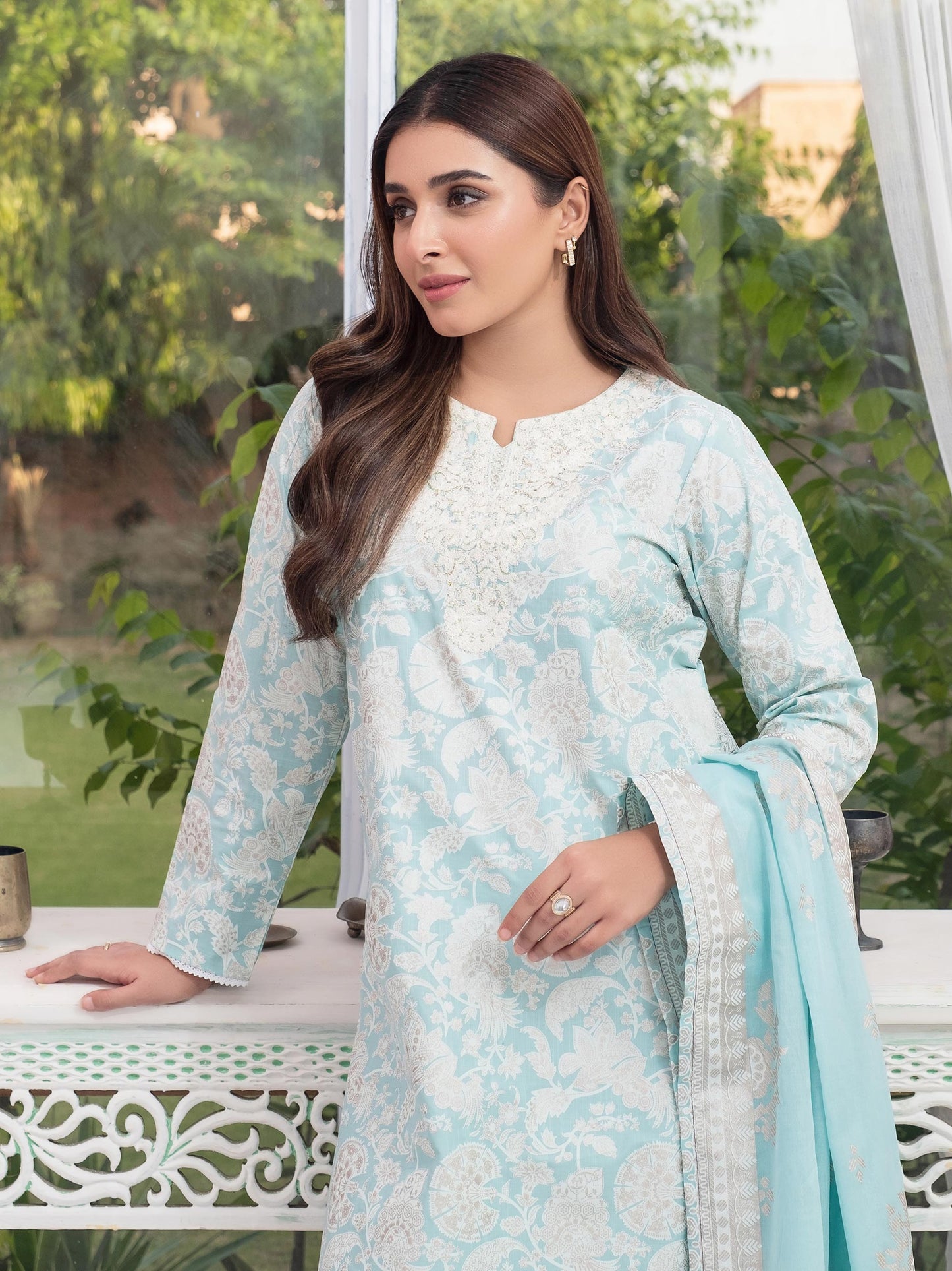 3 Piece Lawn Suit-Embroidered (Unstitched)