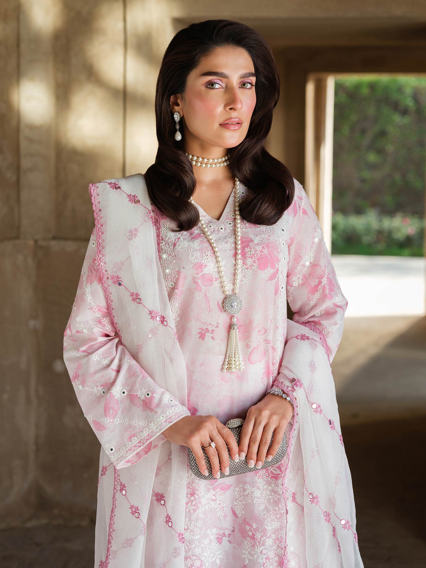 3 Piece Lawn Suit-Embroidered (Pret)