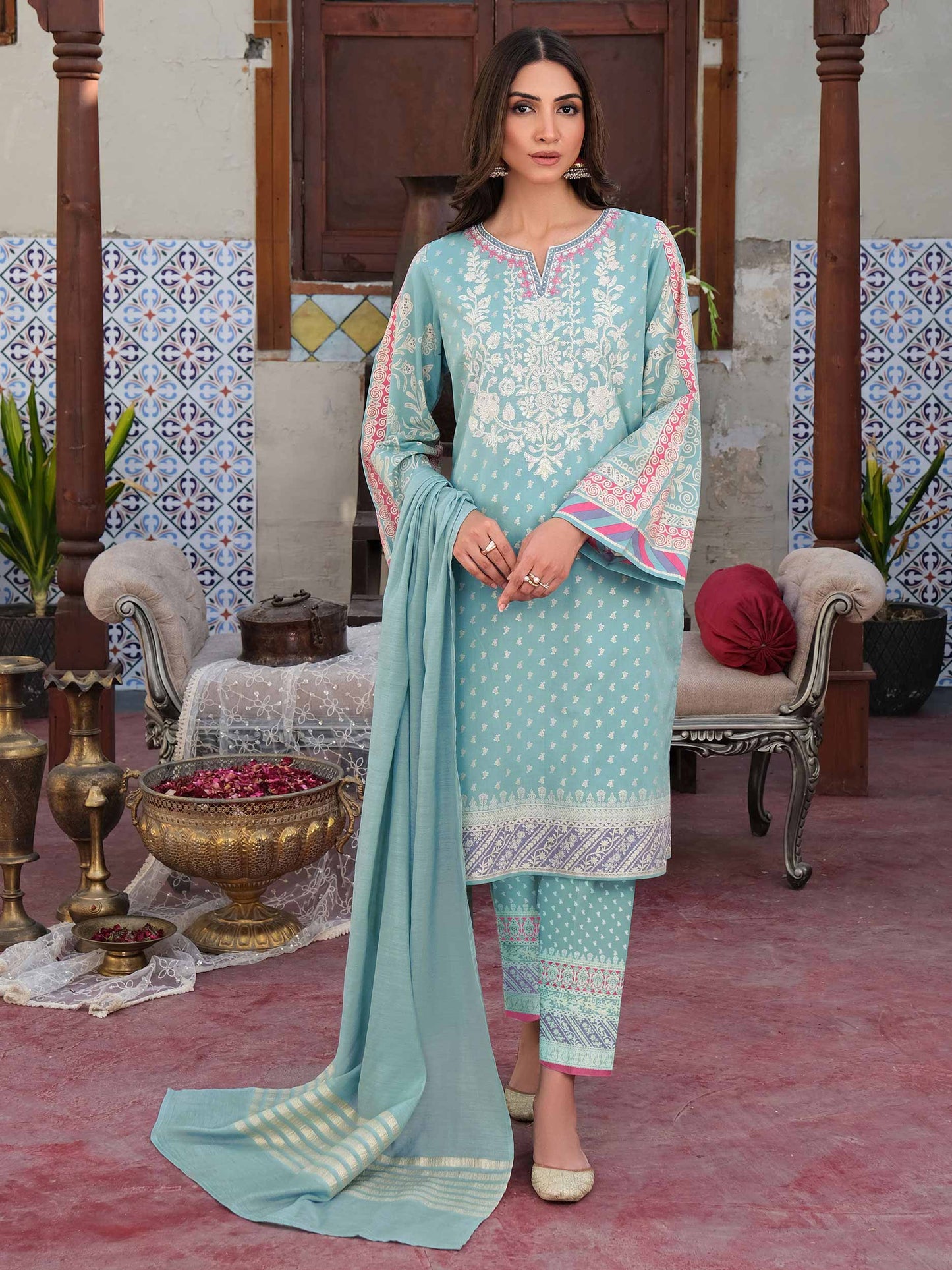 3 Piece Lawn Suit-Embroidered (Unstitched)