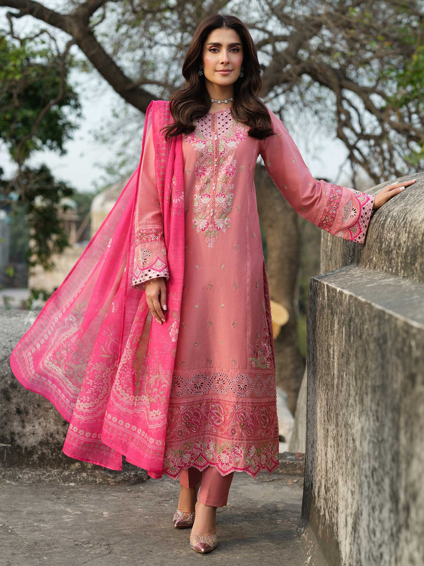 3 Piece Lawn Suit-Embroidered (Pret)