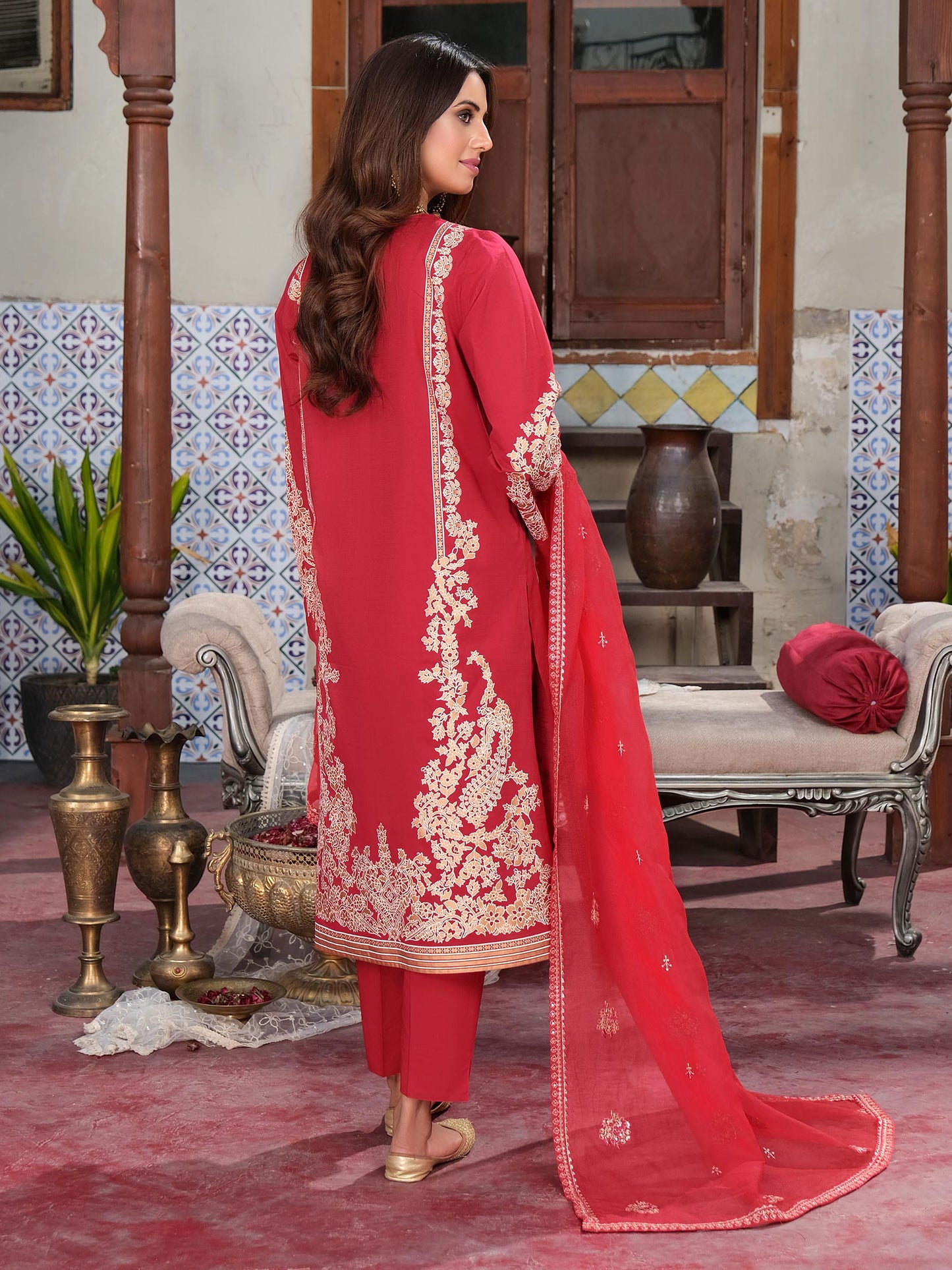 3 Piece Lawn Suit-Embroidered (Unstitched)