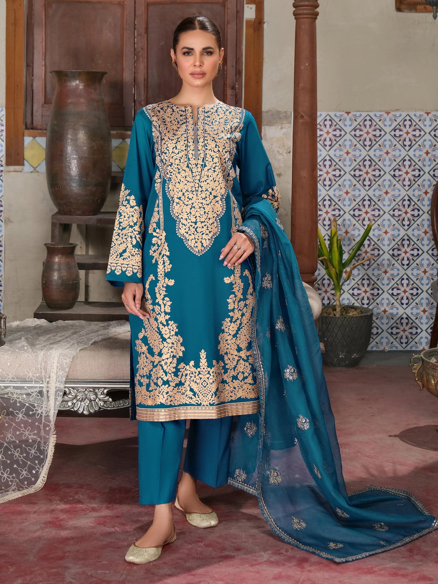 3 Piece Lawn Suit-Embroidered (Unstitched)