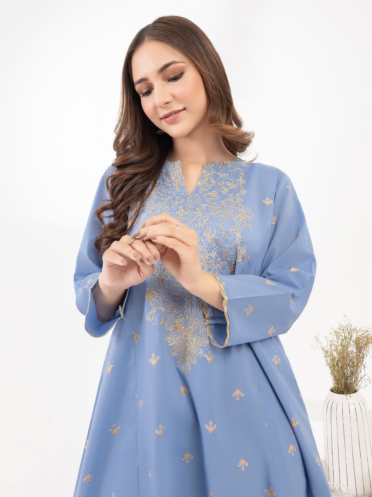 2 Piece Lawn Suit-Embroidered (Pret)