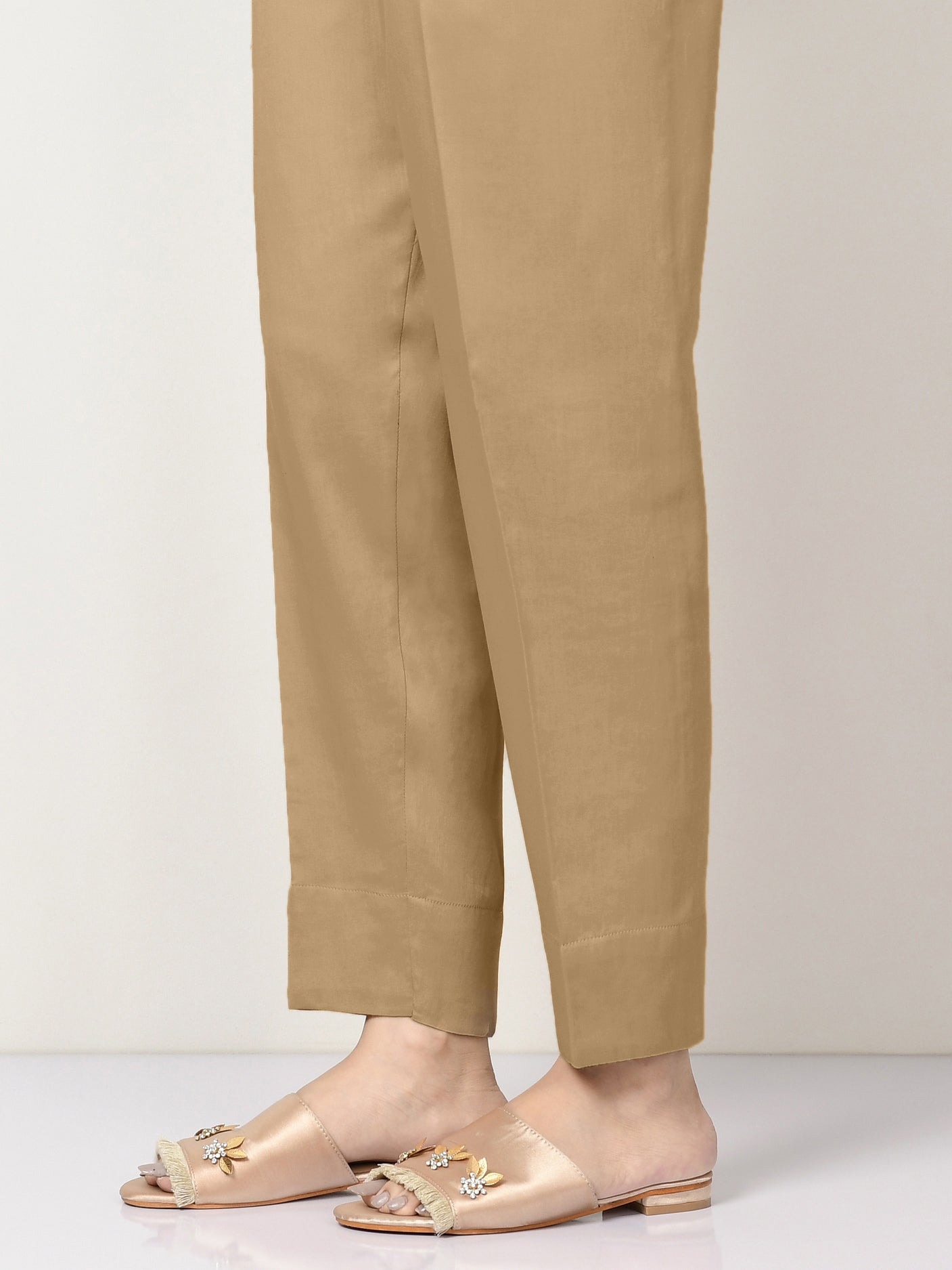 Dyed Khaddar Trouser(Pret)