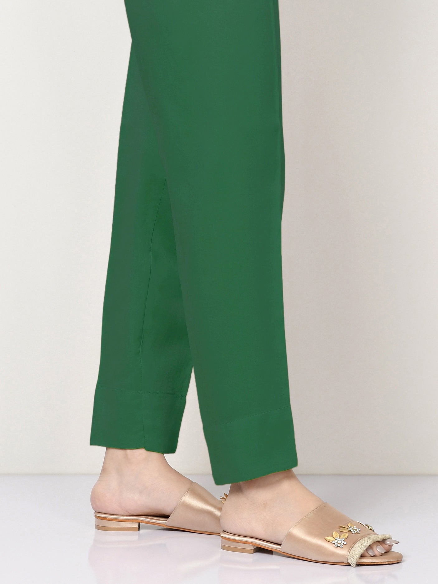 Dyed Khaddar Trouser(Pret)