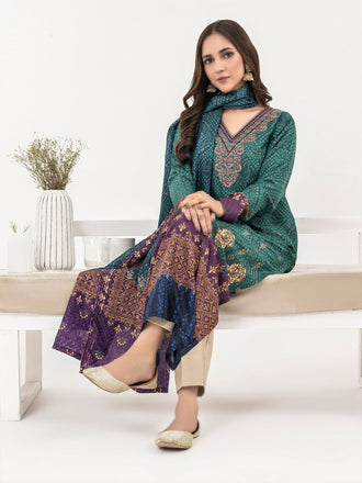 2-piece-viscose-suit-embroidered-(pret)