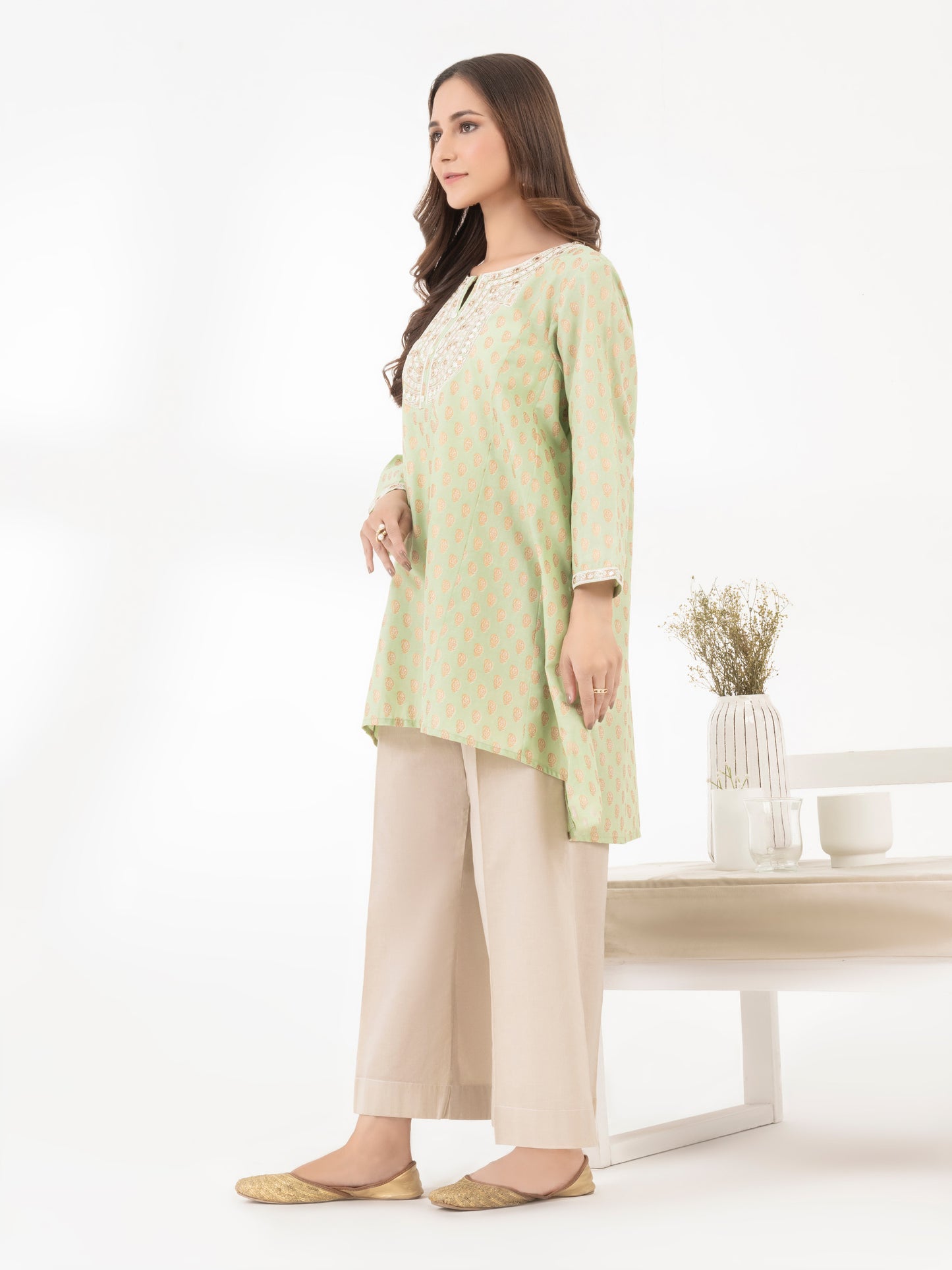 Lawn Top-Embroidered (Pret)