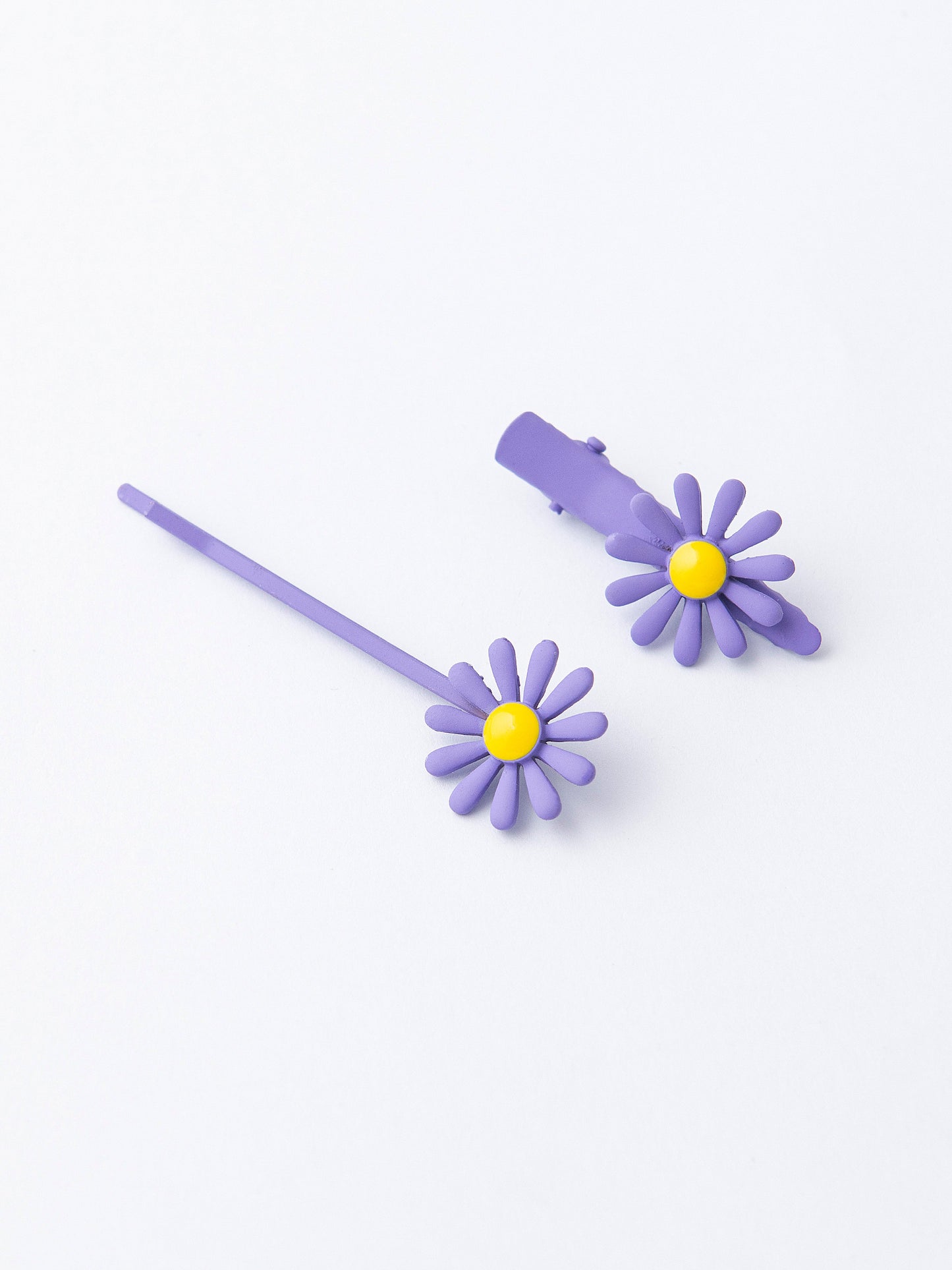 Floral Embellished Hairpins