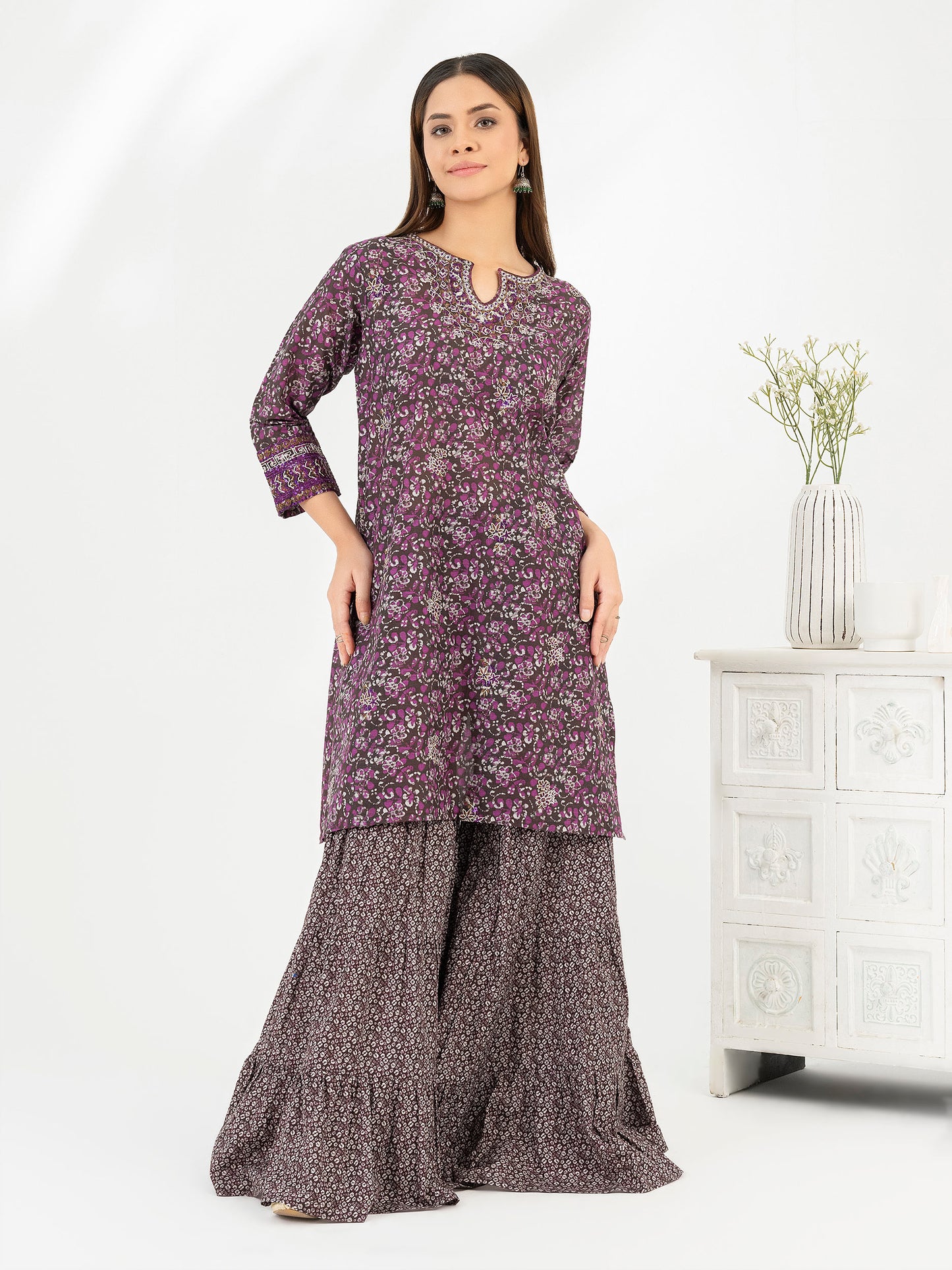 2 Piece Lawn Suit-Embroidered (Pret)