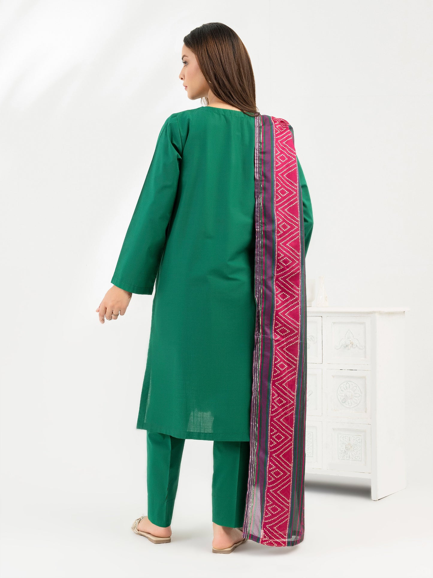 3 Piecec Lawn Suit-Embroidered (Pret)