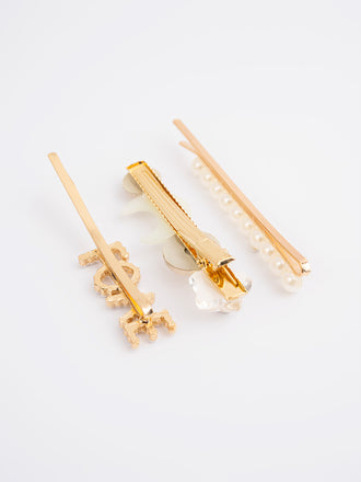 pearl-embellished-hiar-clips