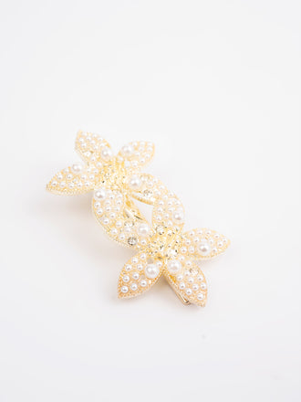 pearl-embellished-hair-clips