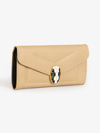 wallet-with-snake-textured-brooch