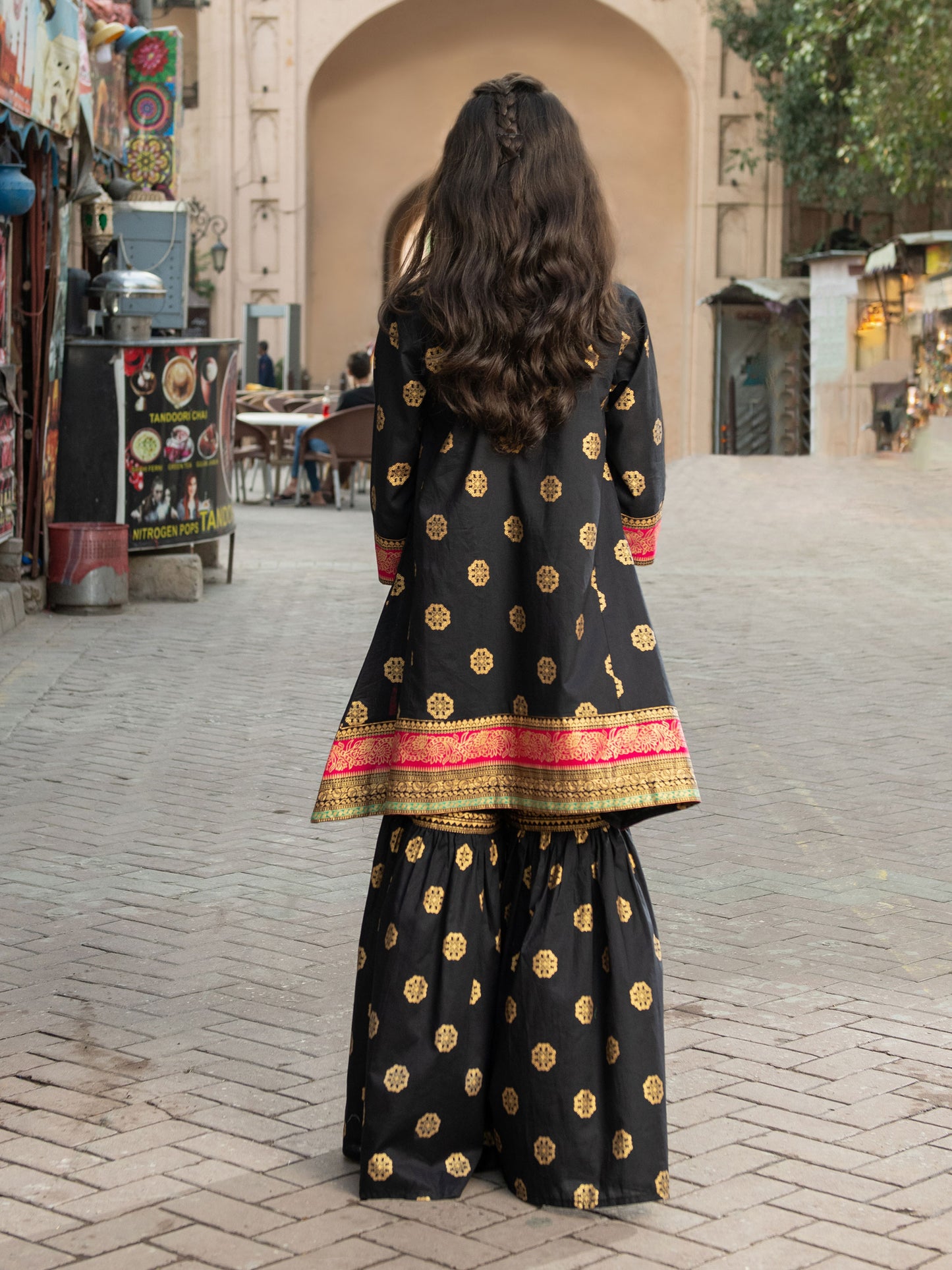 2 Piece Lawn Suit-Gold Paste Print (Pret)