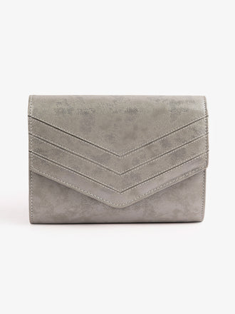 envelope-shaped-clutch