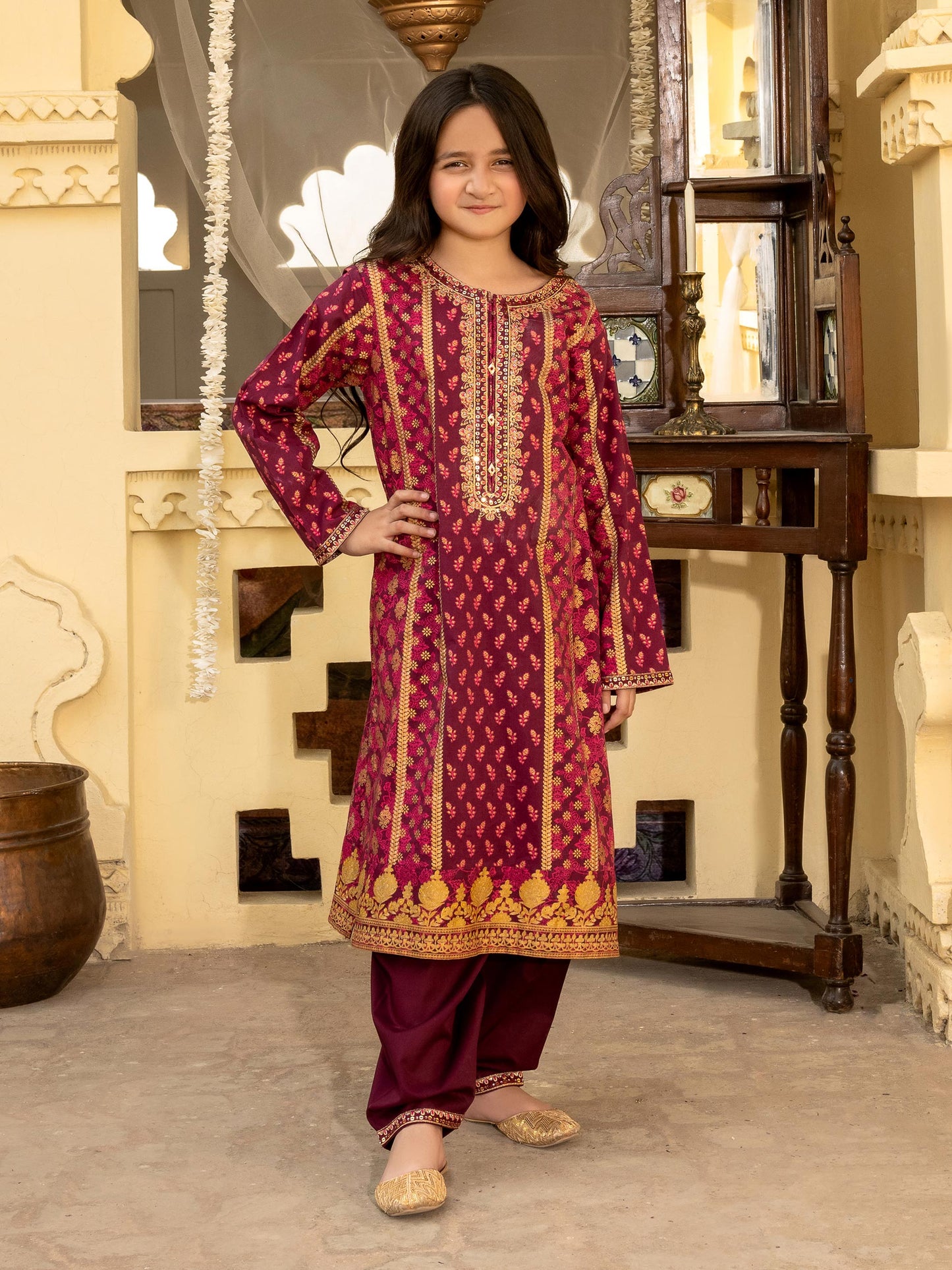 2 Piece lawn Suit- Embroidered