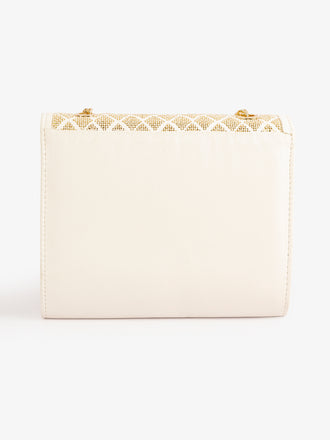 embroidered-clutch