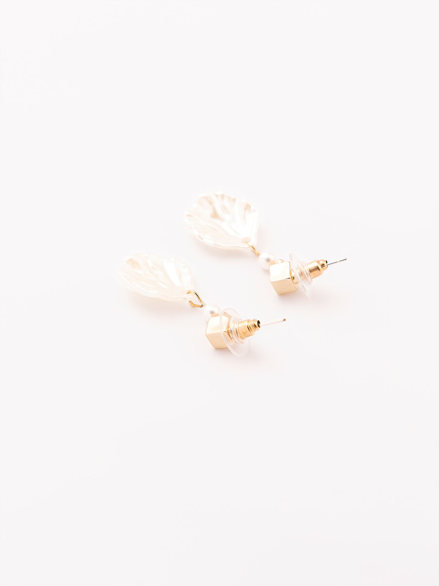 Shell Drop Earrings