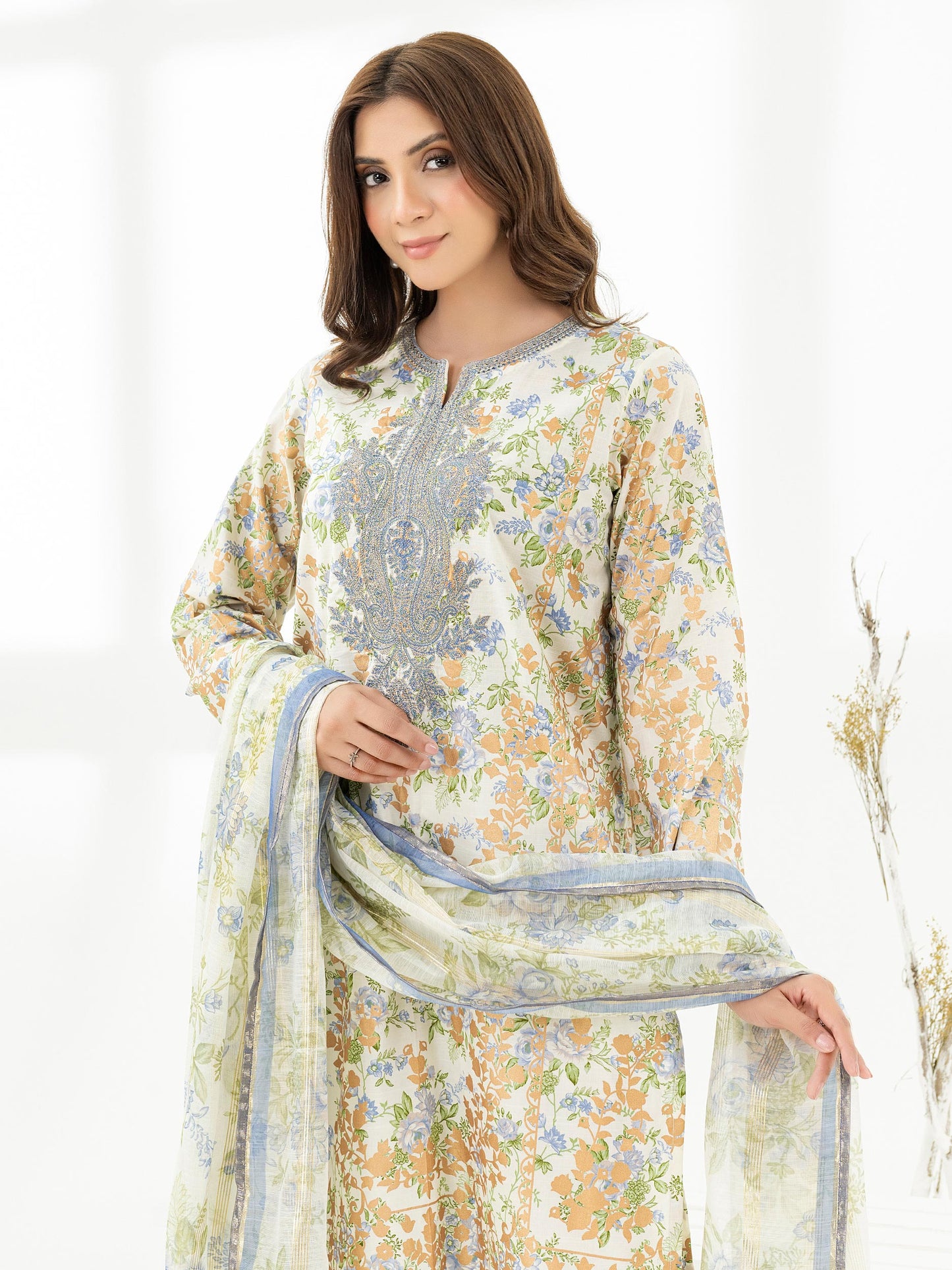 2 Piece Lawn Suit-Embroidered (Pret)