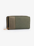 classic-textured-wallet