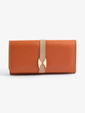 classic-brooch-wallet