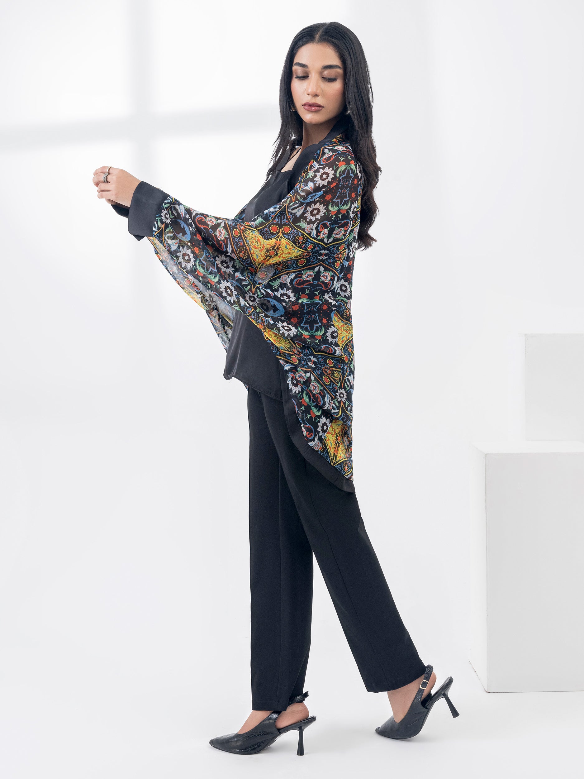 Printed Chiffon Cardigan With Slip – Limelightpk