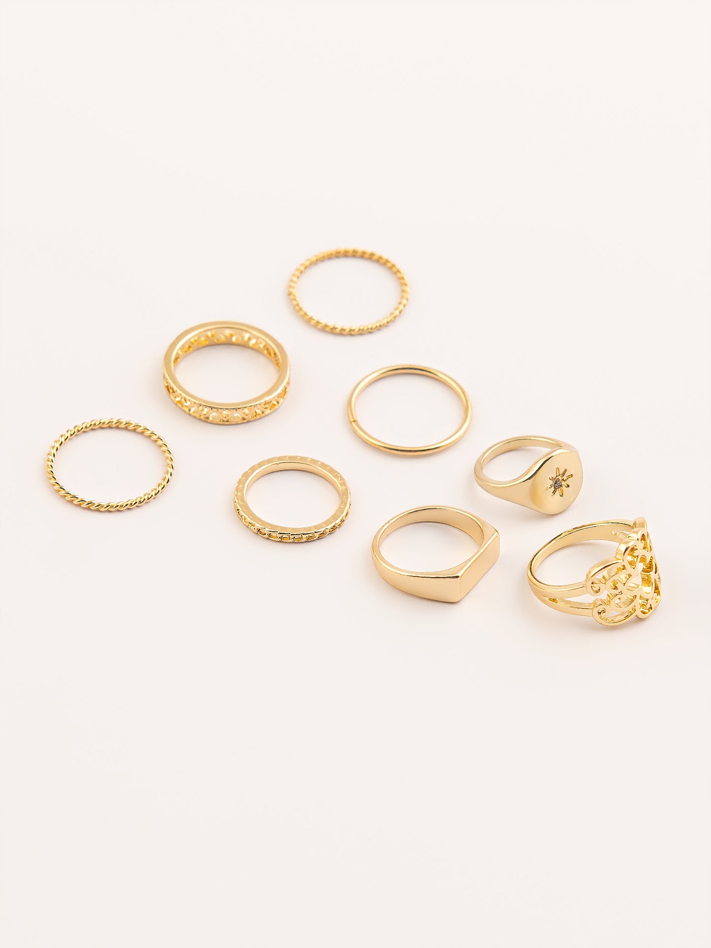 Antqiue Gold Rings Set