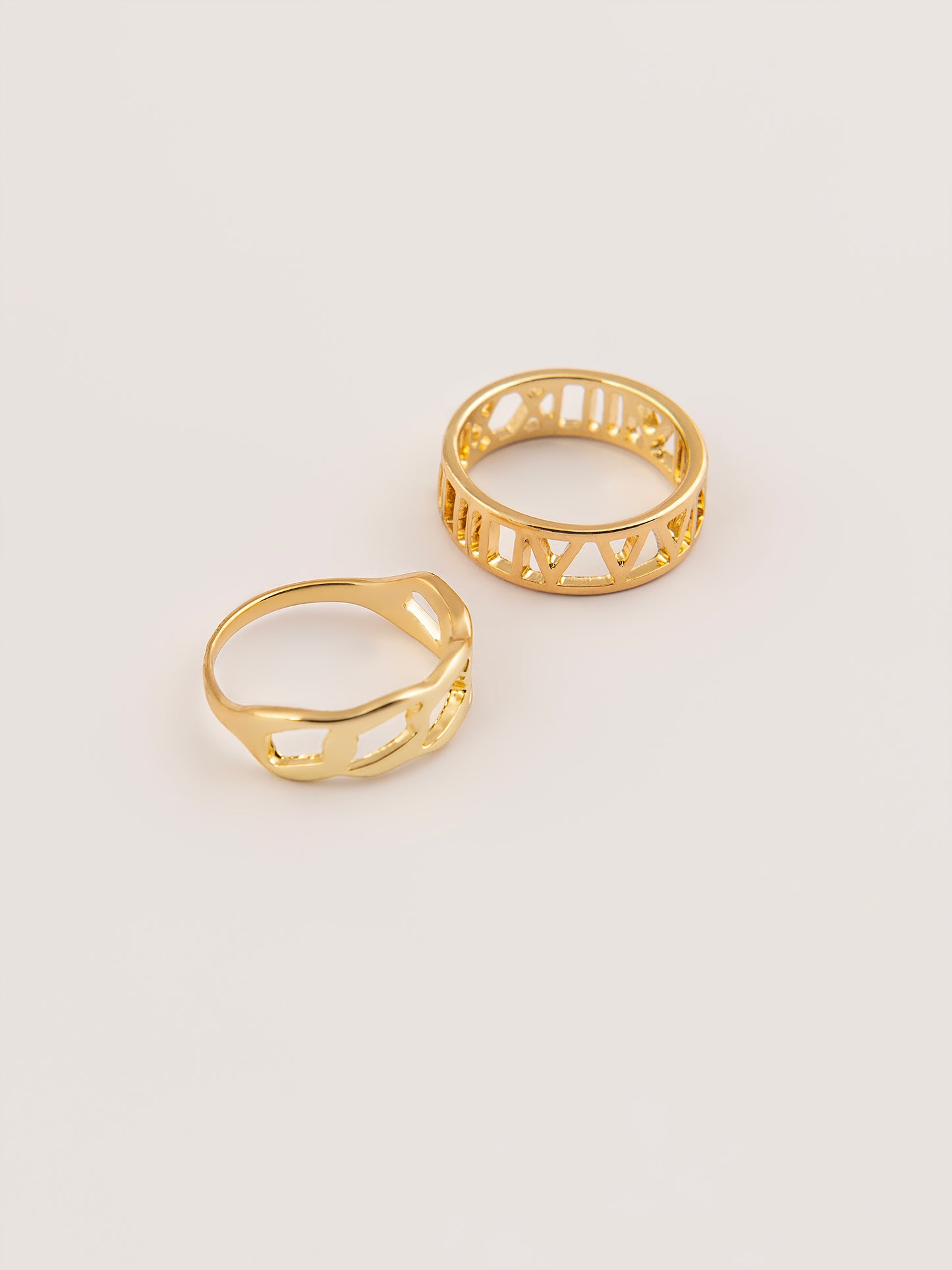 Loop Textured Ring Set