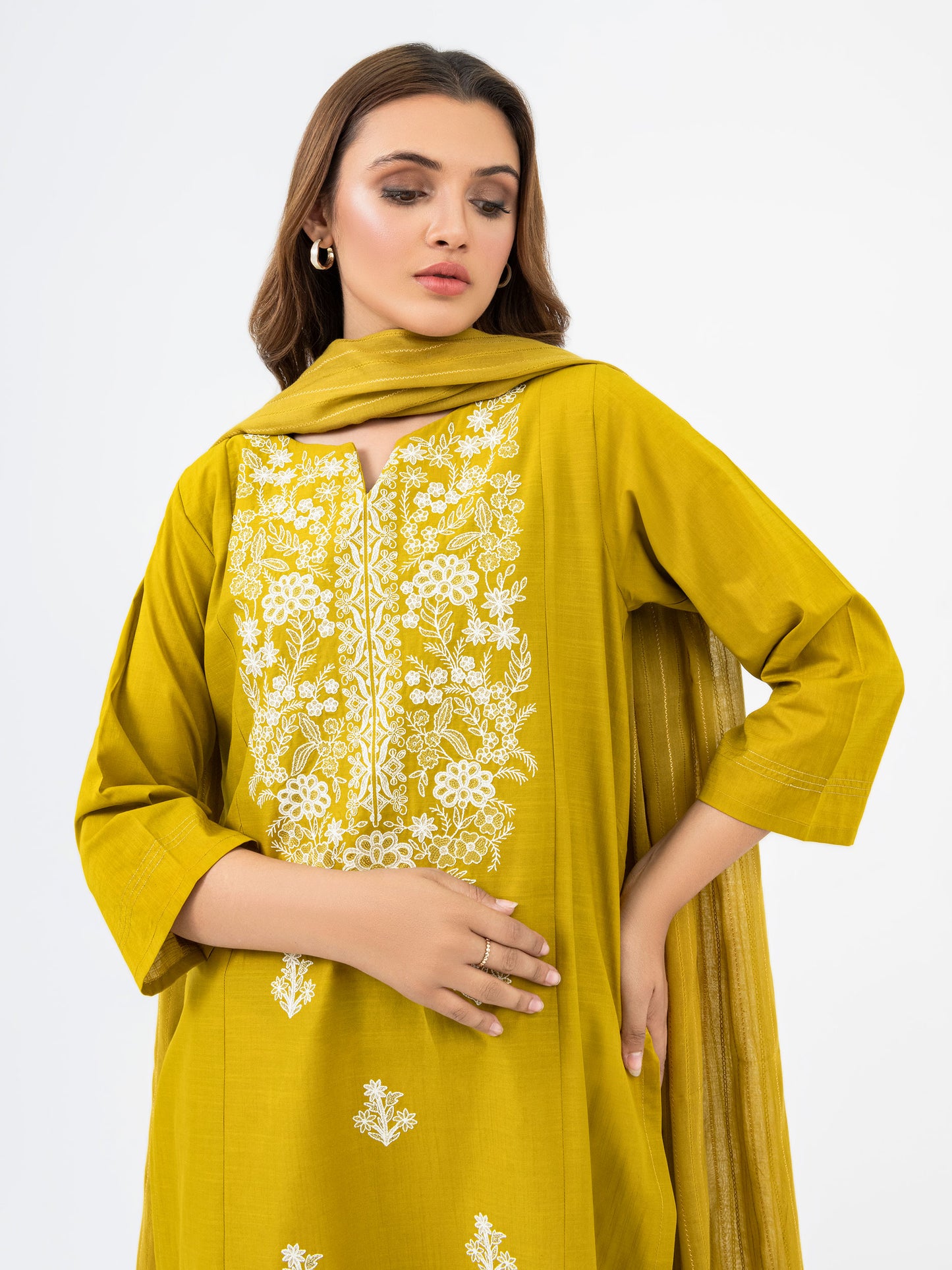 2 Piece Lawn Suit-Embroidered(Pret)